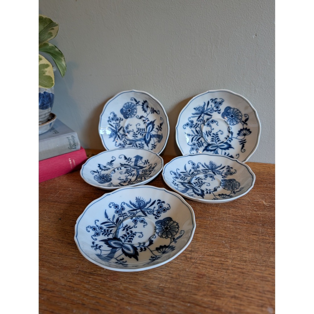 Vtg Blue Danube Onion Pattern Scalloped Saucers Set of 5 Blue White 5.5" READ***